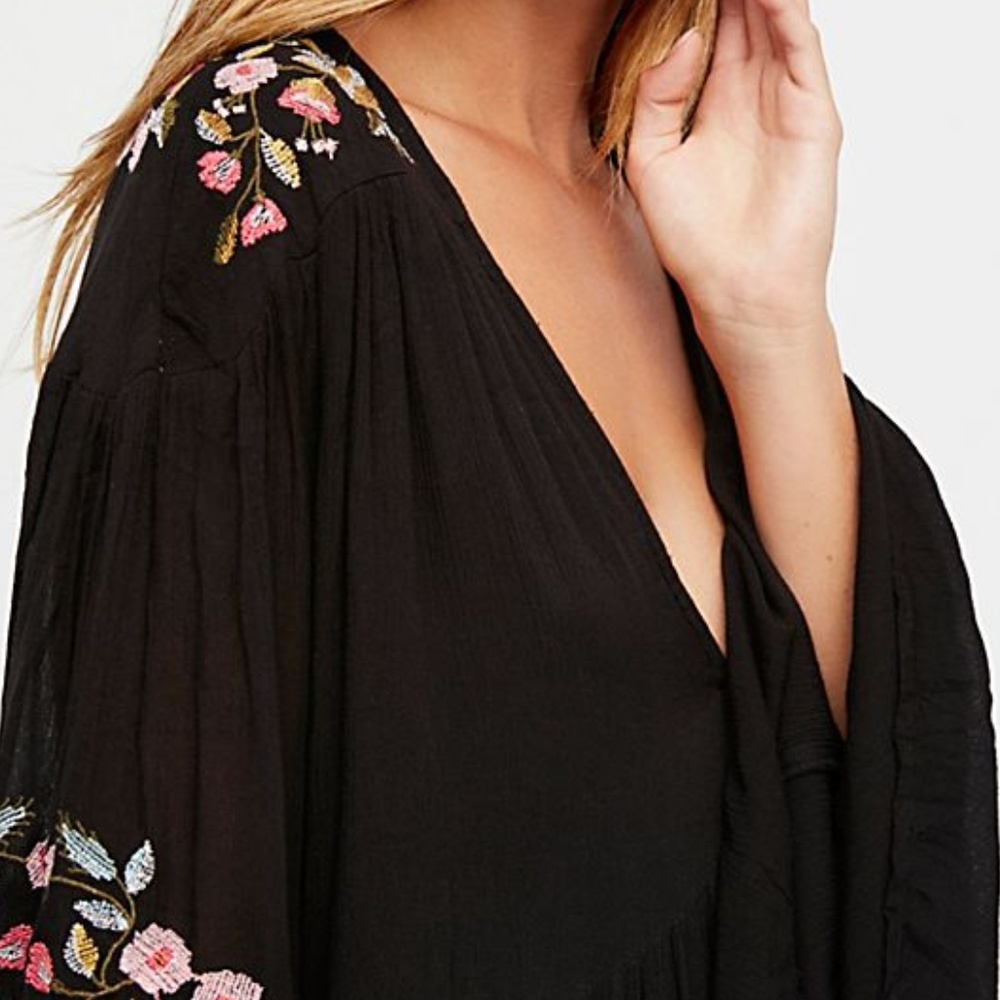 FREE PEOPLE TE AMO BLACK MINI DRESS - Picture 4 of 7